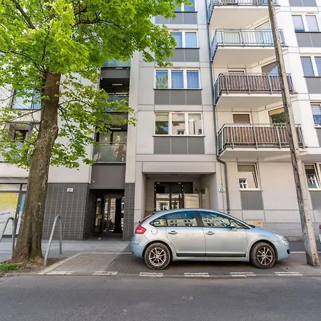 Kosinskiego By Renters * Poznań