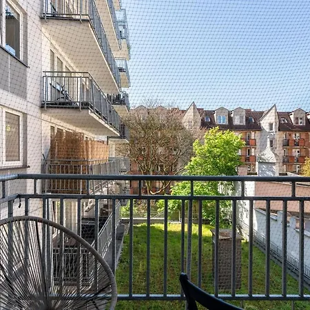 Kosinskiego By Renters Poznań