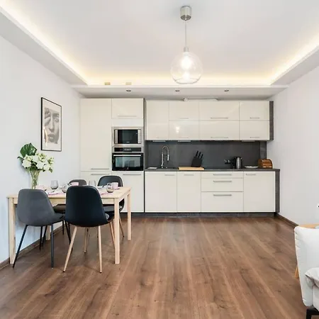 Kosinkiego By Renters Apartament Poznań