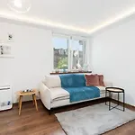 Kosinskiego By Renters