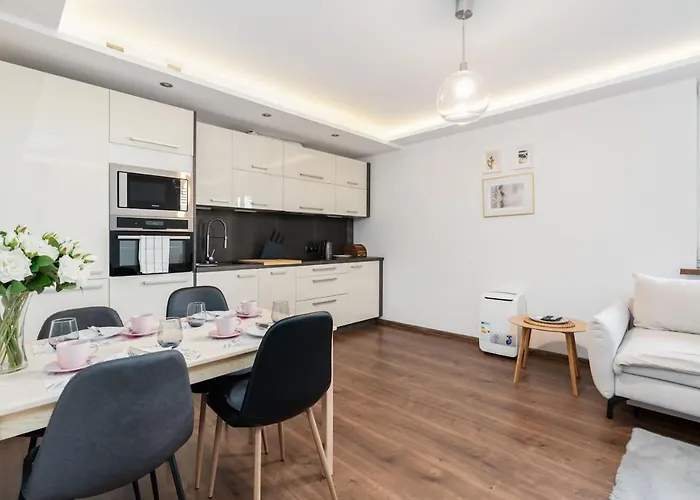 Kosinskiego By Renters Apartment Poznan